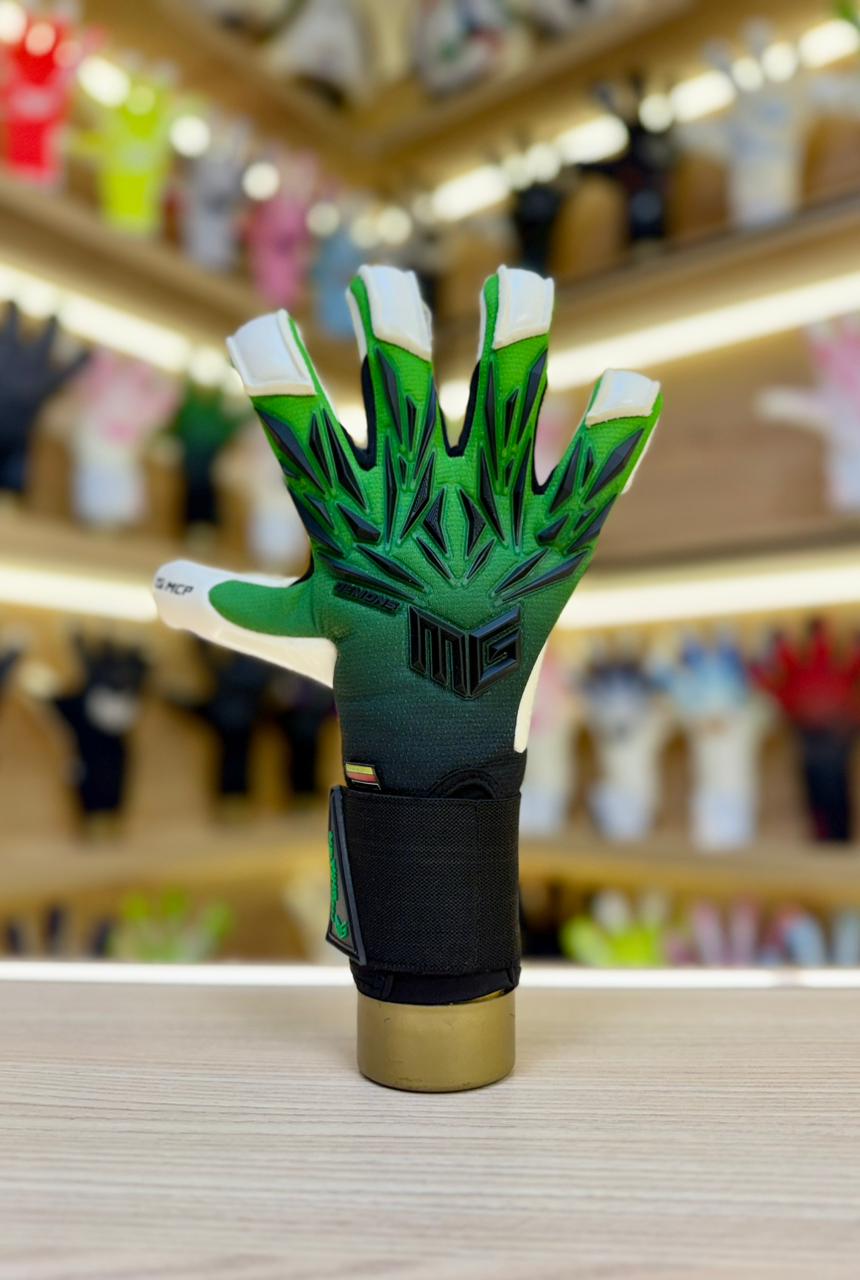Guantes 8
