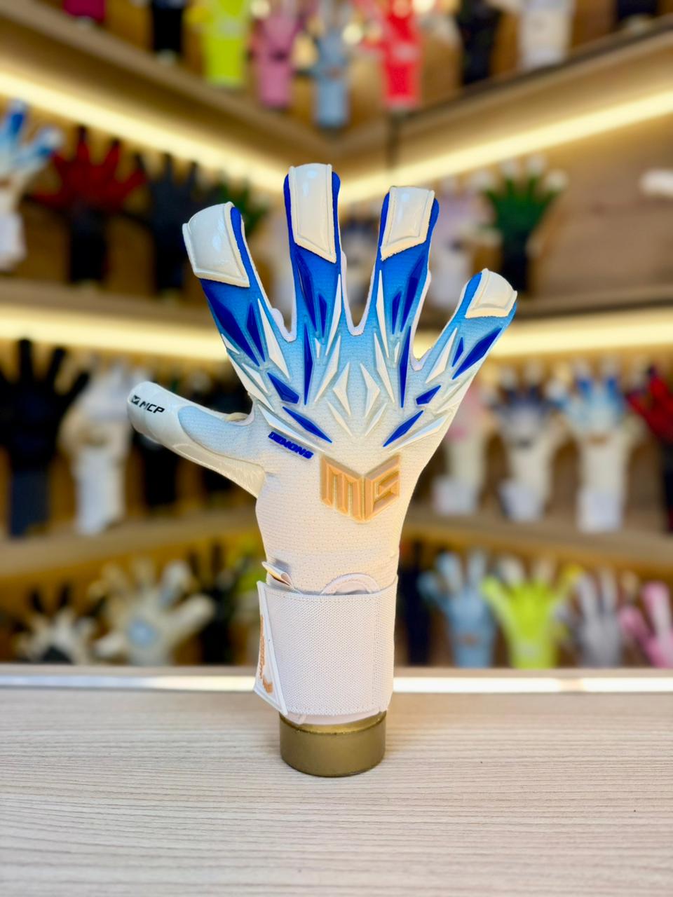 Guantes 8